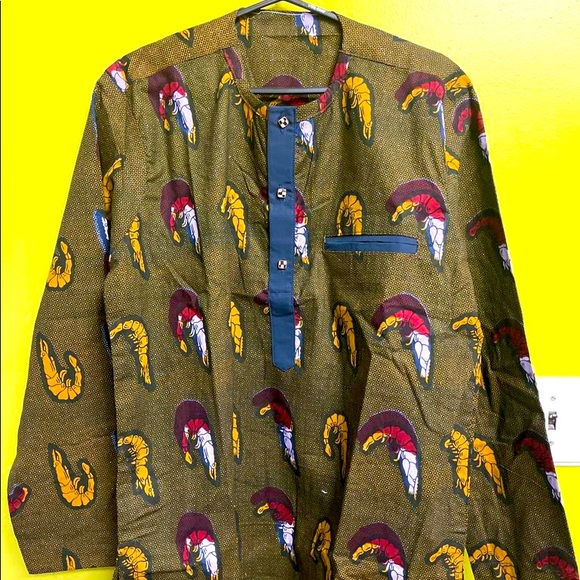 Shirts - Picture 5 of 5